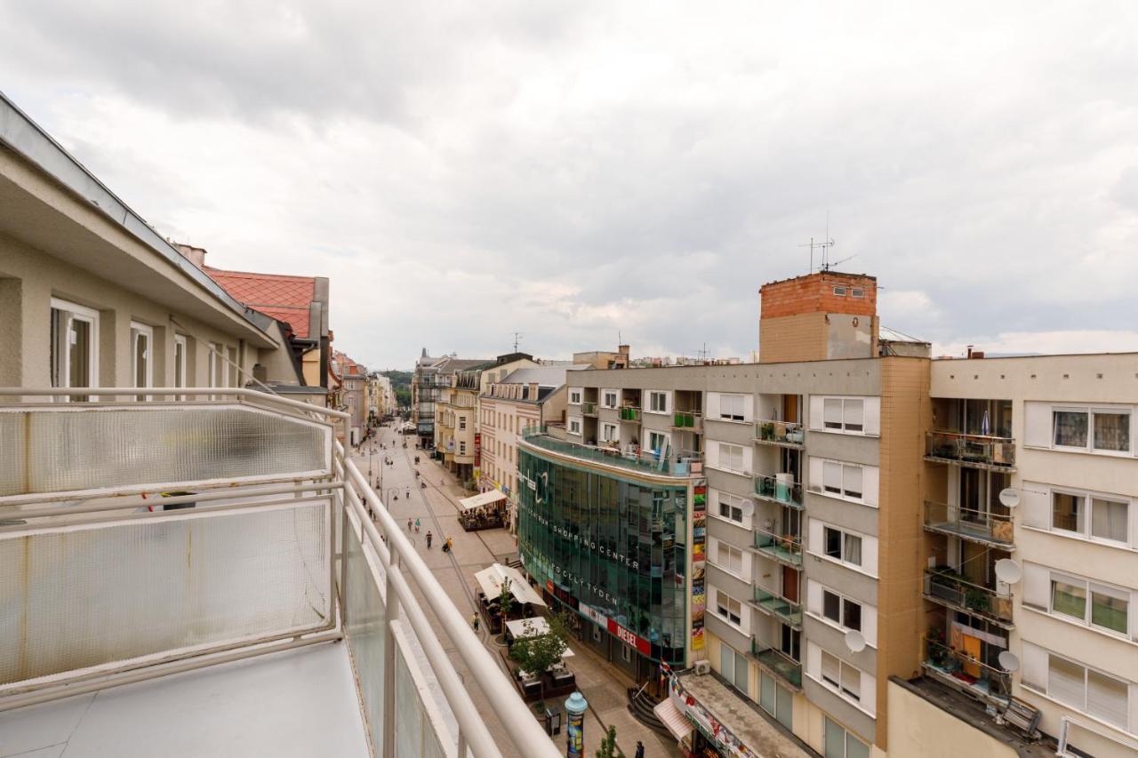 Apartments Tgm 11 Karlovy Vary Exterior photo