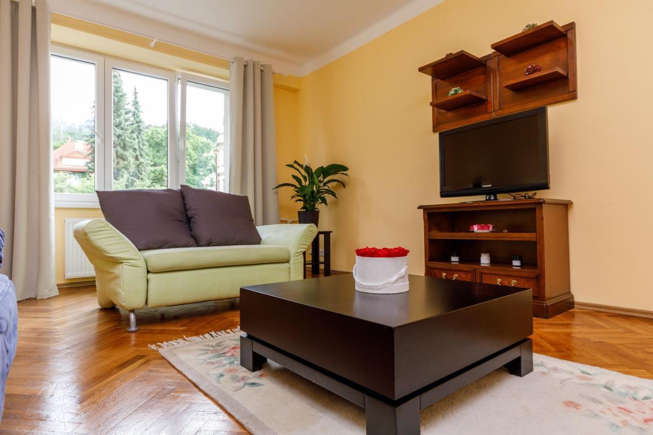Apartments Tgm 11 Karlovy Vary Exterior photo