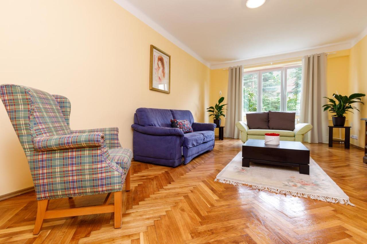 Apartments Tgm 11 Karlovy Vary Exterior photo